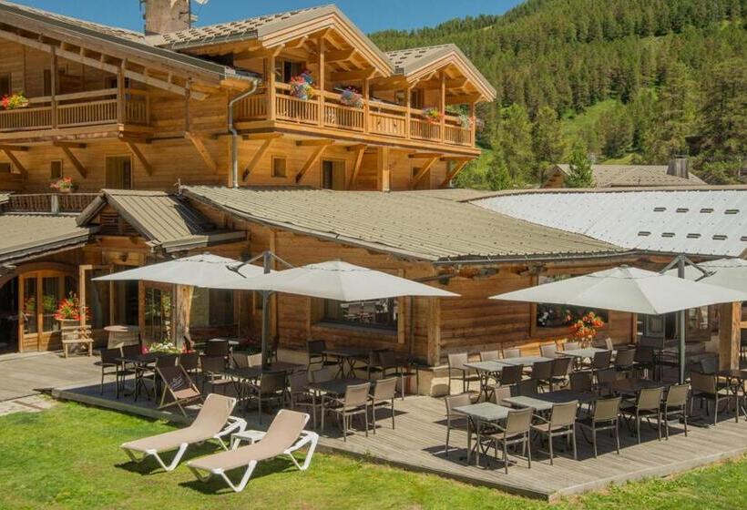 בית מלון כפרי & Restaurant Les Escondus