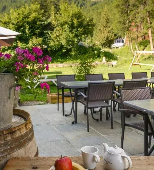 هتل & Restaurant Les Escondus