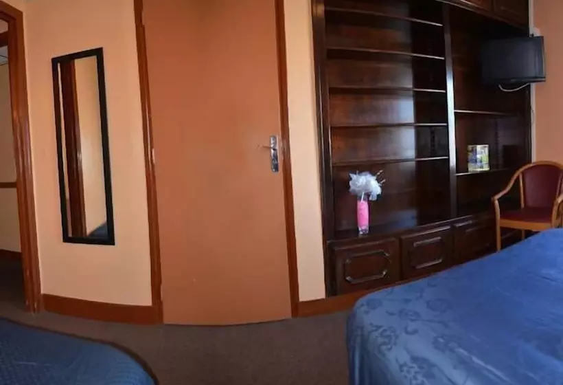 هتل Résidence Molière Hôtel Paris Montrouge