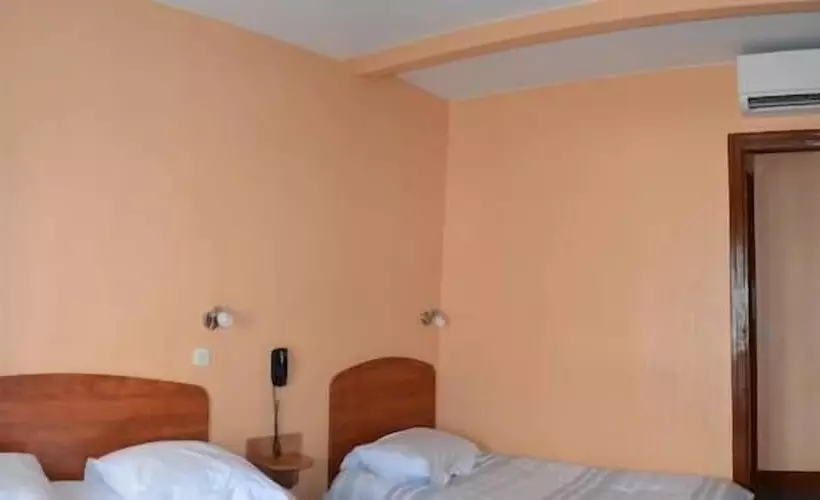 هتل Résidence Molière Hôtel Paris Montrouge