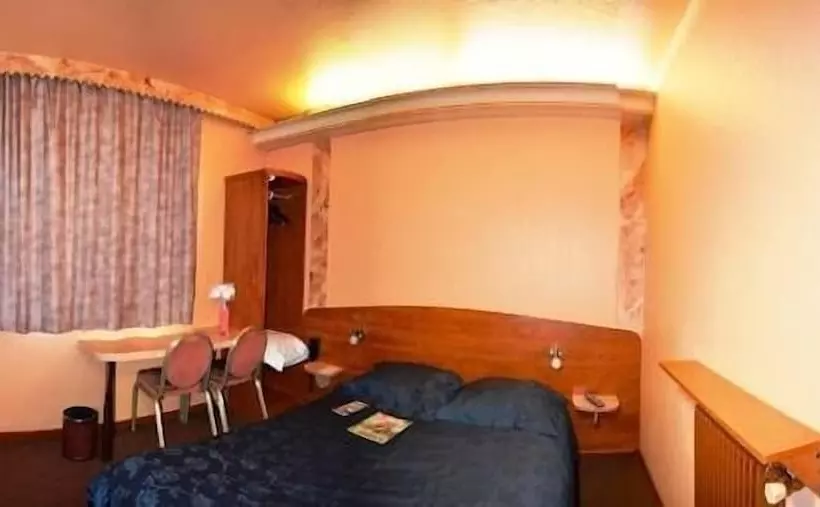 هتل Résidence Molière Hôtel Paris Montrouge