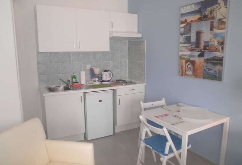 فندق Seafront Studios And Apartments