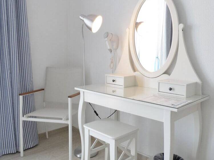 فندق Seafront Studios And Apartments