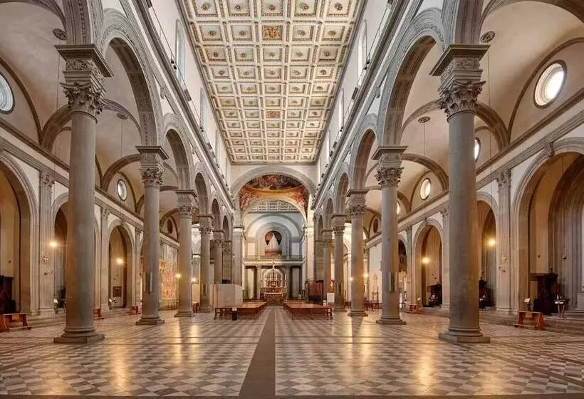هتل 27 Aprile