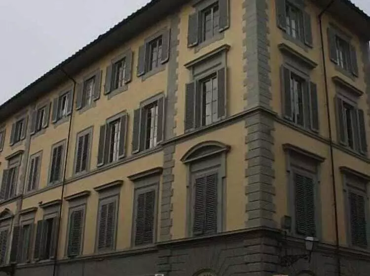 هتل 27 Aprile