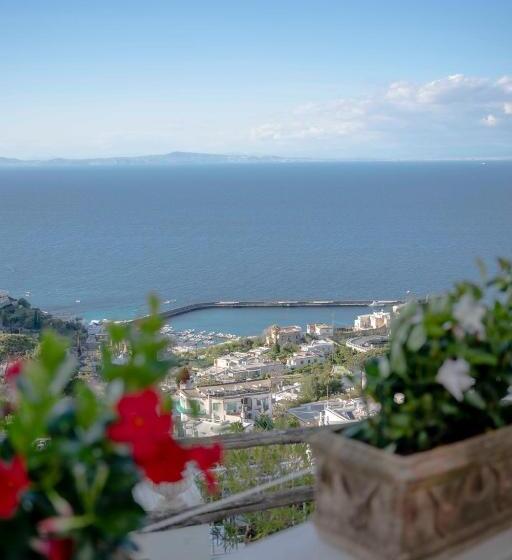 هتل Albergo La Prora