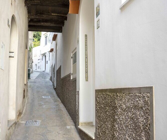 هتل Albergo La Prora