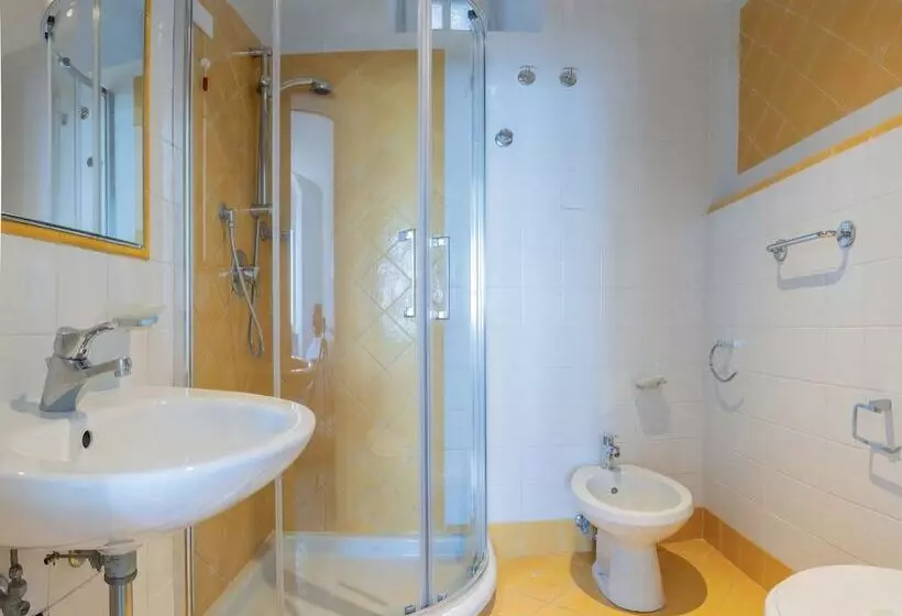 هتل Albergo La Prora