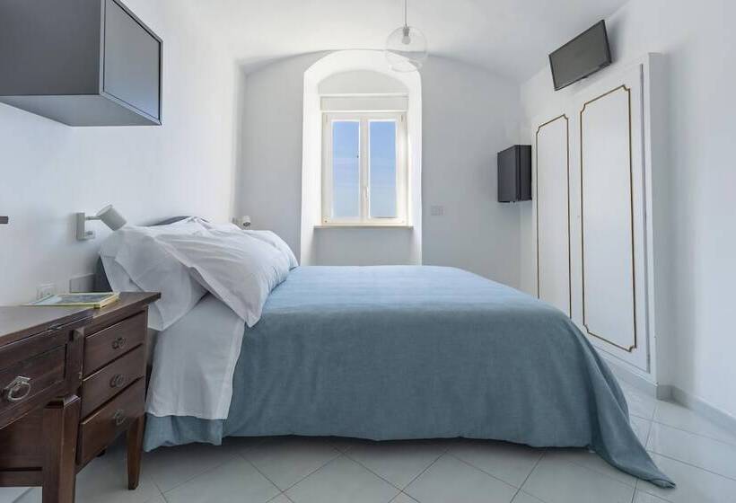 هتل Albergo La Prora