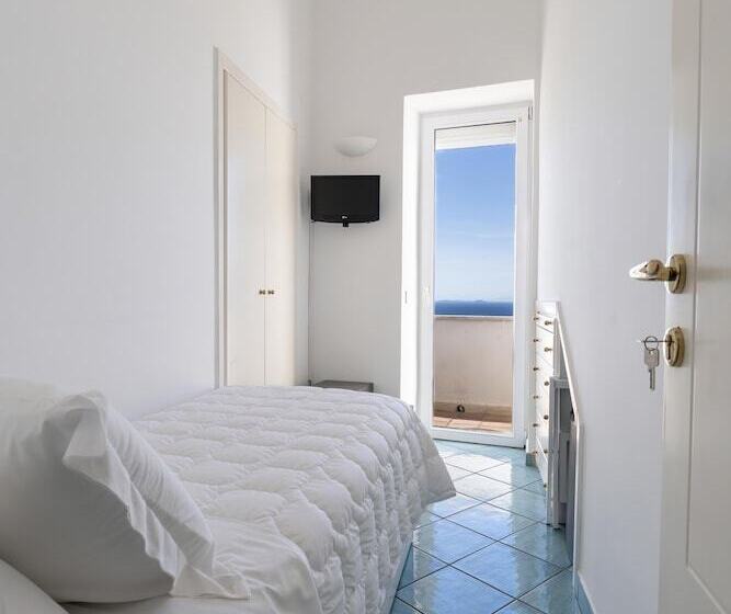 هتل Albergo La Prora