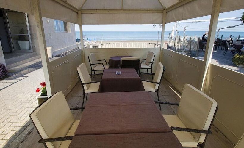 Отель Alta La Vista