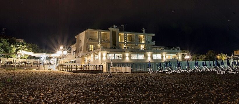 Отель Alta La Vista