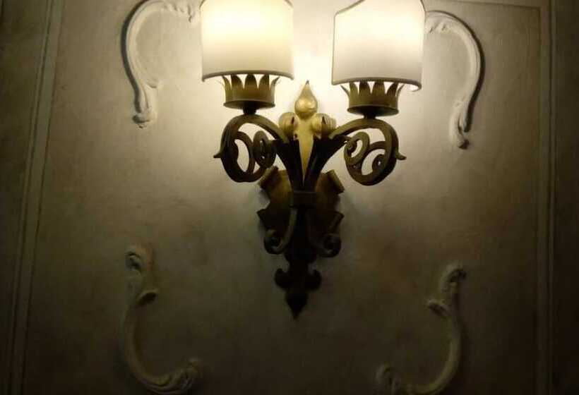 Antico Hotel Moderno