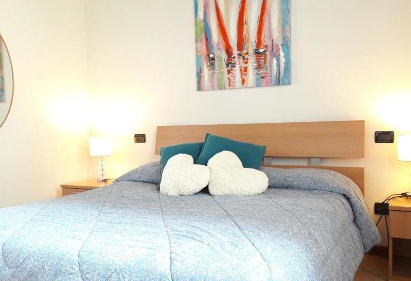 호텔 Appartamenti Esmera