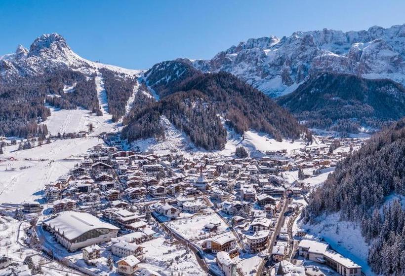 בית מלון כפרי Astor Suites B&b