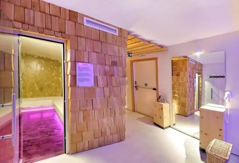 ホテル Astor Suites B&b