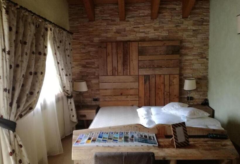 هتل Bait De Angial