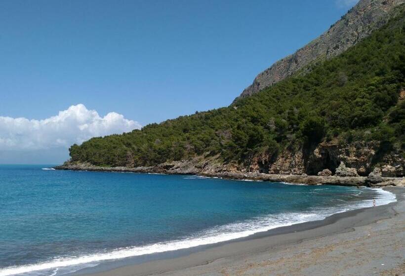 ホテル Bed & Breakfast Laino