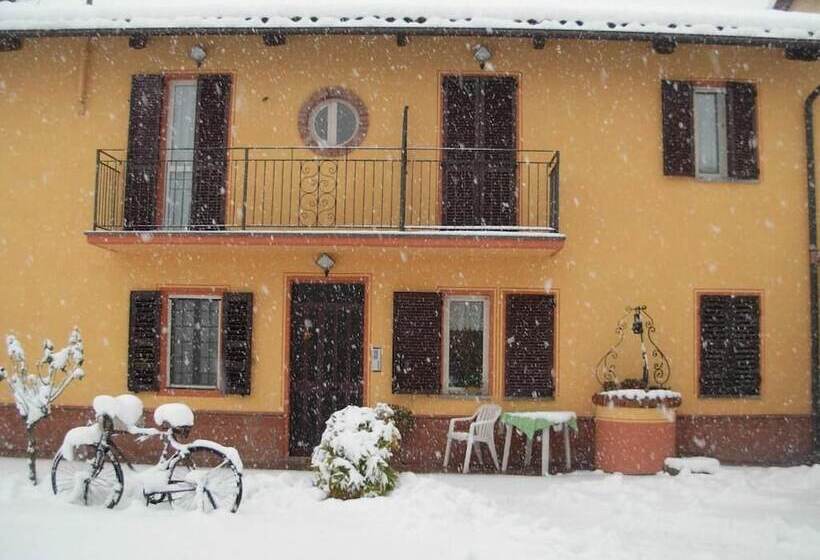 בית מלון כפרי Bricco Dei Ciliegi