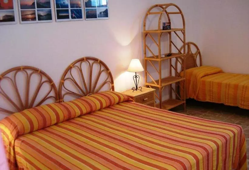 Hotelli Case Vacanze Arcobaleno