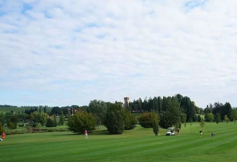 ホテル Castello Di Spessa   Residenze D Epoca