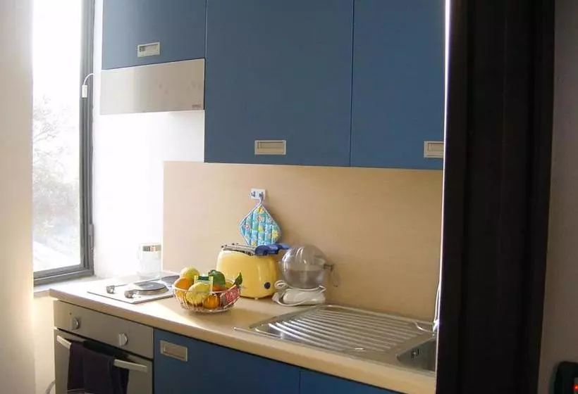 هتل Flegrea House