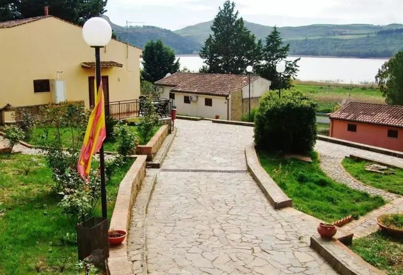 ホテル Garden