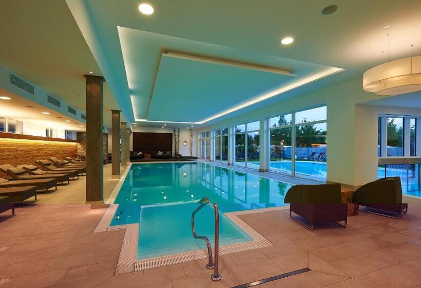 Hotel Kur  Und Feriencamping Max 1