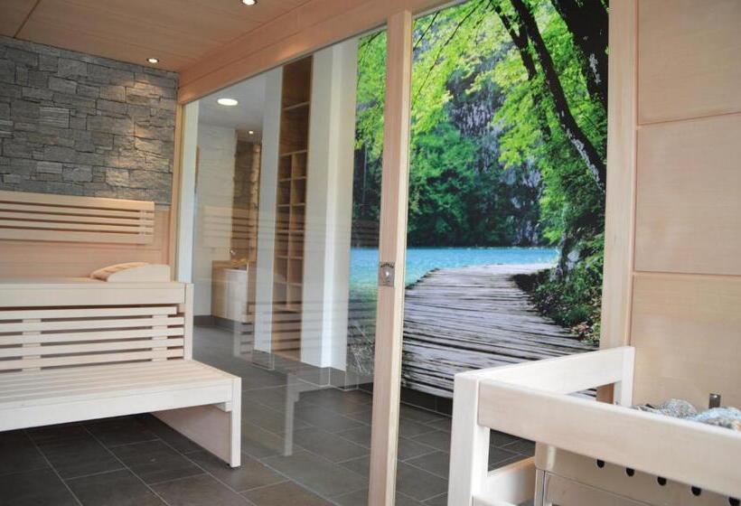 Hotel Kur  Und Feriencamping Max 1