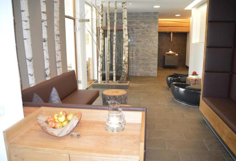 Hotel Kur  Und Feriencamping Max 1