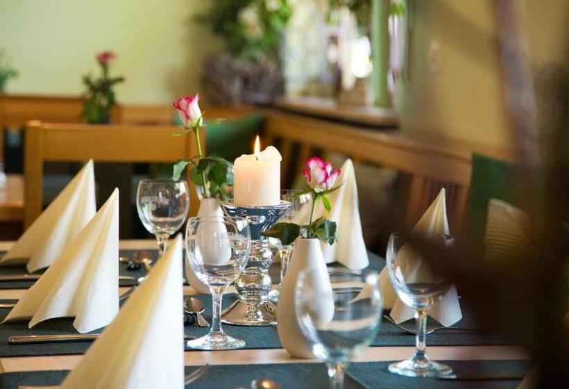 Hotel Kur  Und Feriencamping Max 1