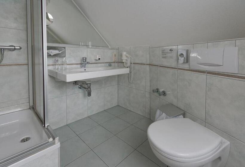 酒店 Landgasthof Tönnes