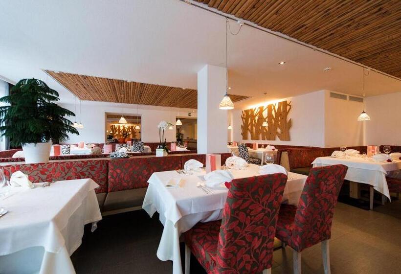 Отель Melodia Del Bosco