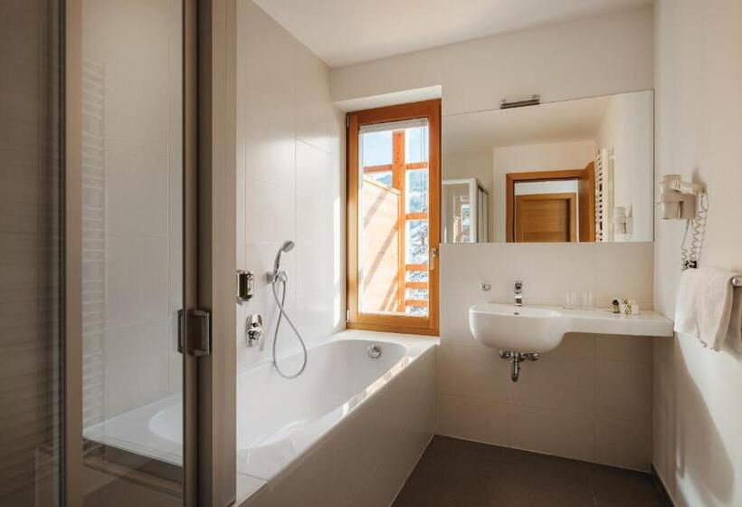 Отель Melodia Del Bosco