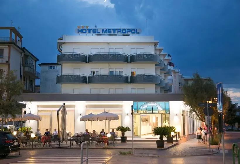 هتل Metropol