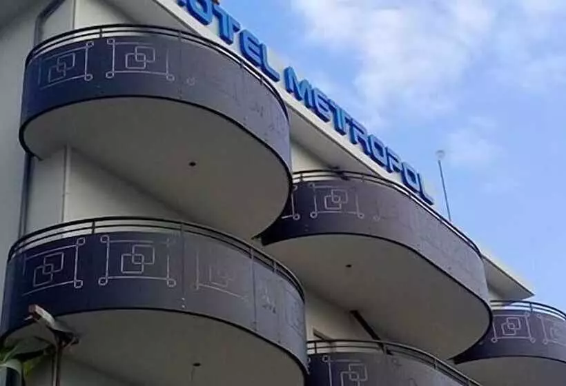 هتل Metropol