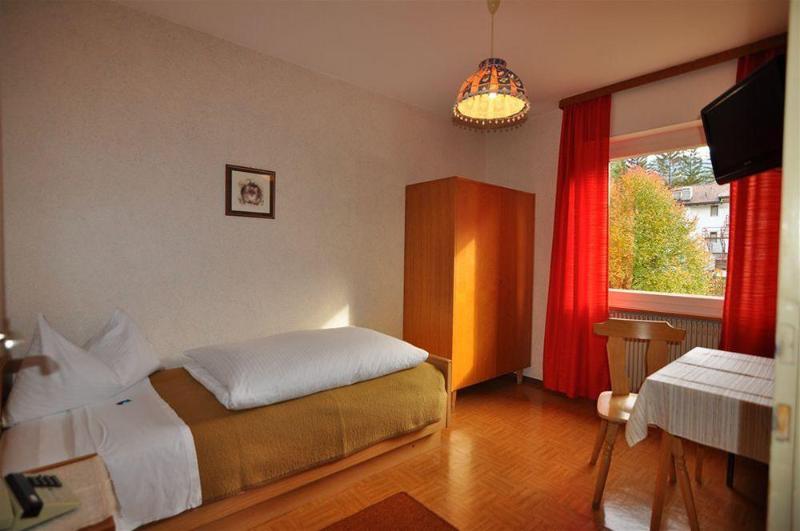 ホテル Monte Paraccia