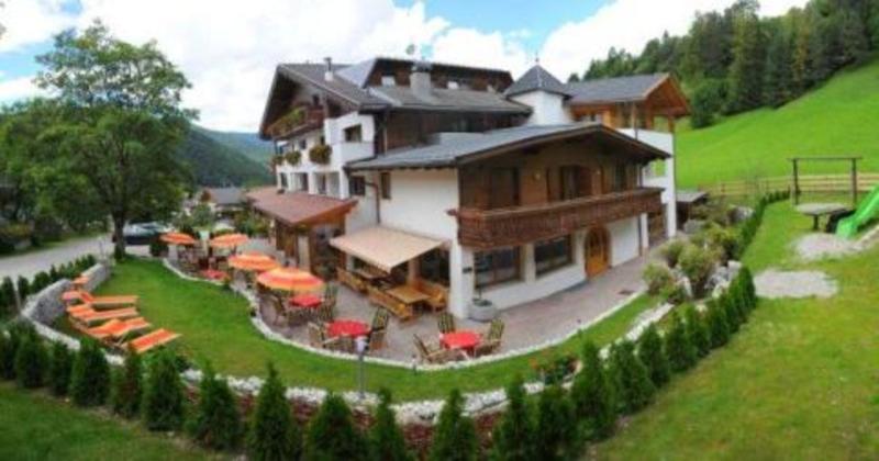 ホテル Monte Paraccia