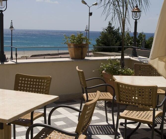 ホテル Palazzo Reginella