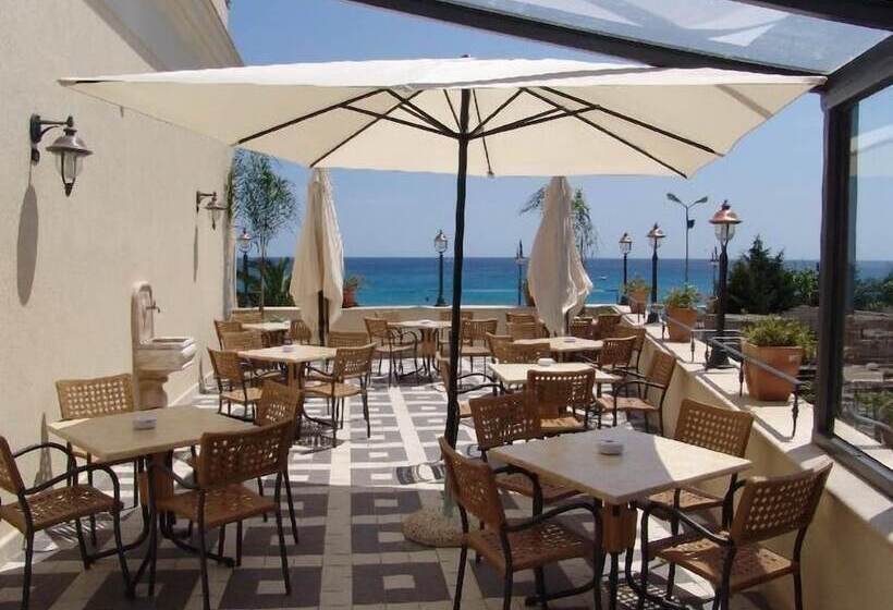 ホテル Palazzo Reginella