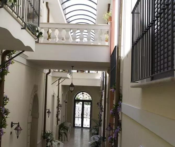 ホテル Palazzo Reginella