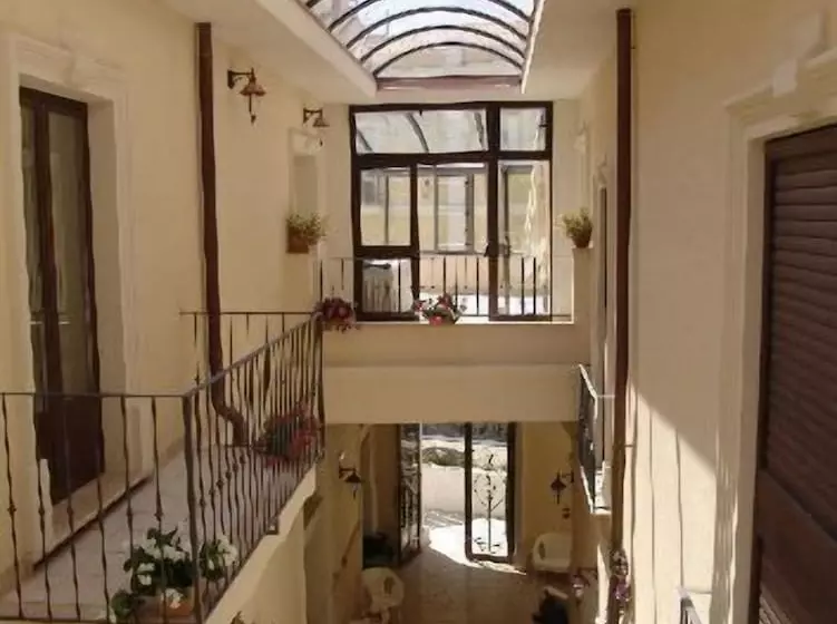 ホテル Palazzo Reginella
