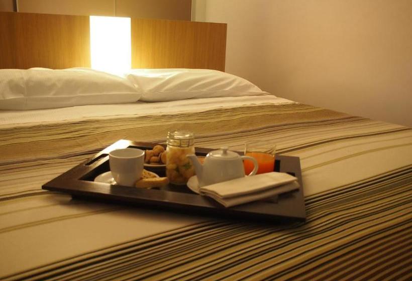 هتل Parizzi Suites & Restaurant