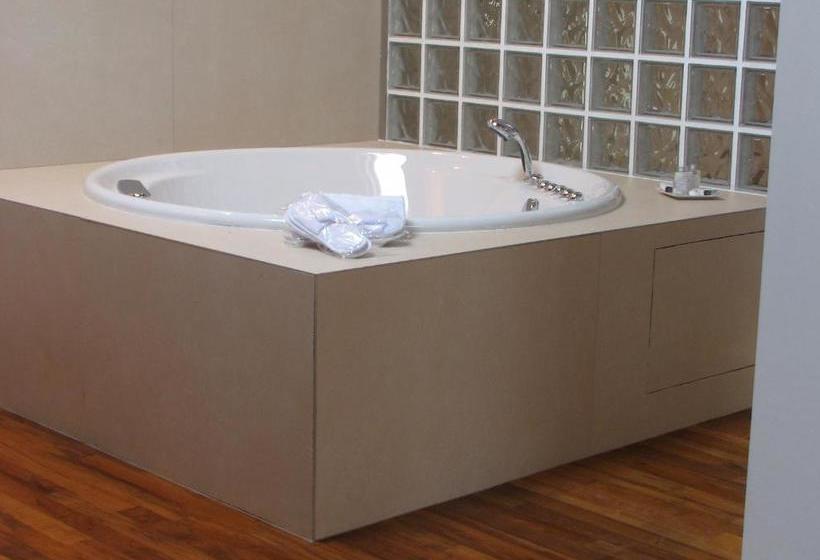 هتل Parizzi Suites & Restaurant