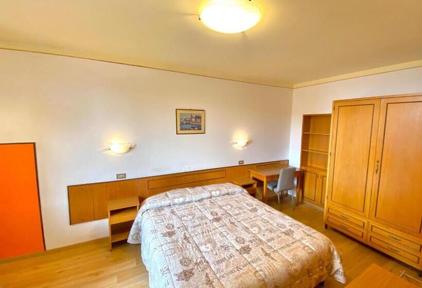 هتل Residence Signa