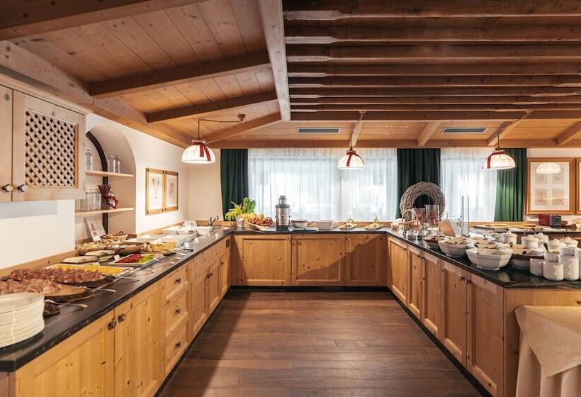 בית מלון כפרי Saltria   Your Alpine Experience