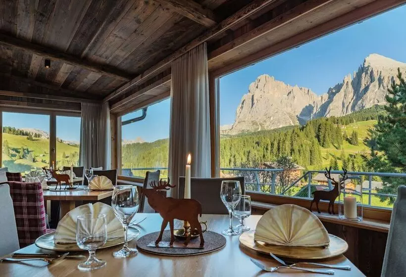 هتل Saltria   Your Alpine Experience