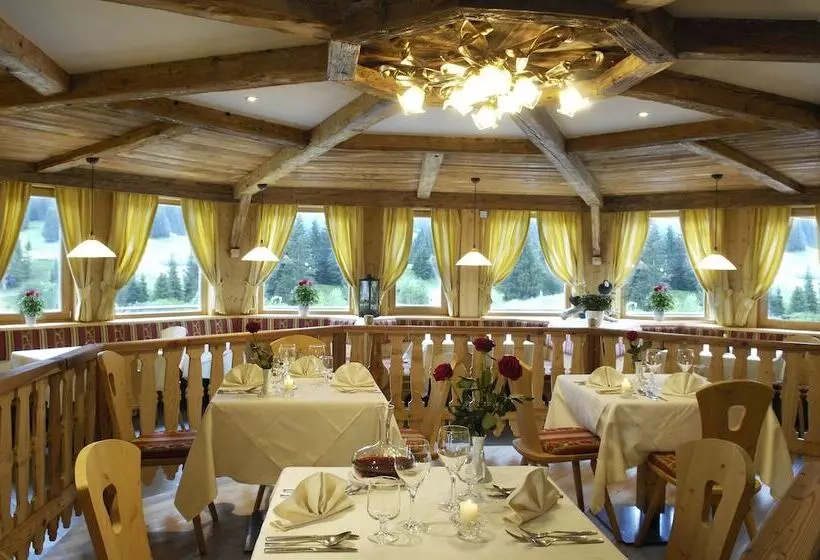 هتل Saltria   Your Alpine Experience