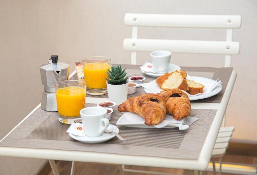 هتل Santo Stefano Luxury B&b