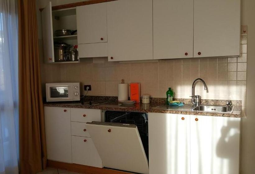 호텔 Tana Della Volpe